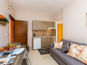 Monopati Apartments