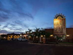 Desert Palace Hotel & Casino Resort