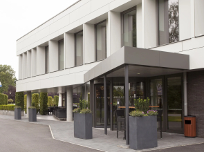 Van Der Valk Hotel Dennenhof