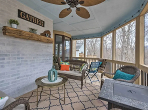 Modern Home: Deck, Bbq, Games, Fire Pit, & More!