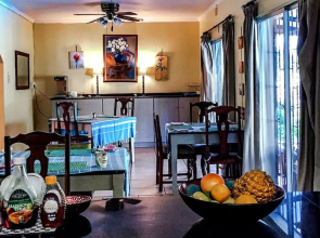 Hlulala Guest House