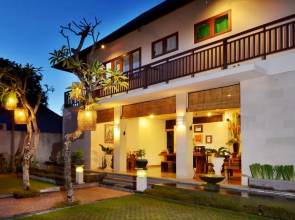 The Khayangan Dreams Villa Umalas