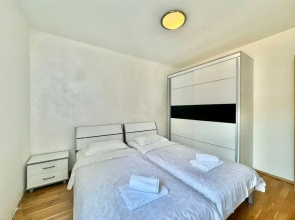 Family three bedroom Apartment Petrovac
