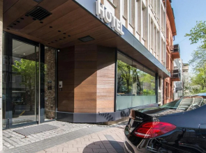 Belgrade Inn Garni Hotel