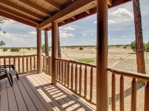 16 Mi to Sitgreaves: Overgaard Cabin w/ Porch