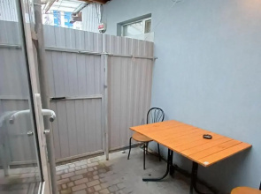 1 комн квартира, свой двор