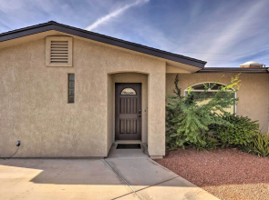 Heated Pool: Home ~ 5 Mi to Lake Havasu!