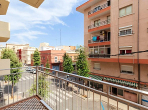 Apartment with 4 Bedrooms in Reus, with Wonderful City View, Balcony And Wifi