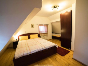 Snežna Kuća Apartments