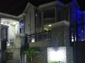 Ice Grand Hotel & Suites