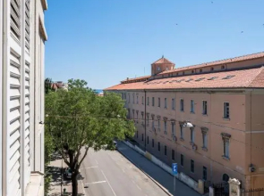 House DelMarco