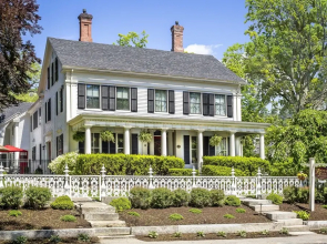 Abigail's Inn