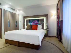 Отель Novotel Bangkok On Siam Square