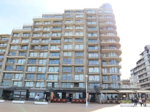 Apartment in Nieuwpoort by the Beach