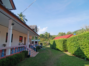 Lanta Nature Beach Resort
