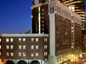 DoubleTree by Hilton Charlotte City Center