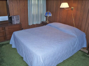 103 79th Street 3 Br cottage by RedAwning