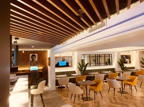 Holiday Inn Naples by IHG