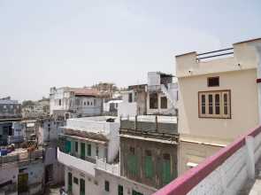 OYO 13379 Home Heritage Stay Lake Pichola