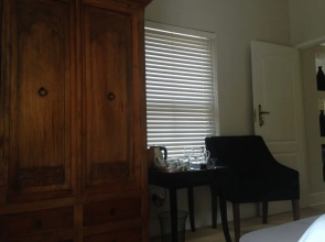 Calais Guest House