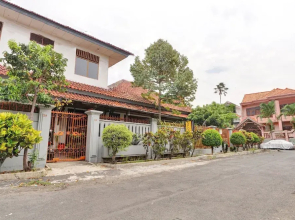 SPOT ON 90539 Taman Borobudur Guest House Syariah