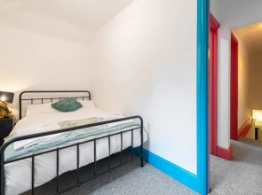 Host Stay Temple Gardens