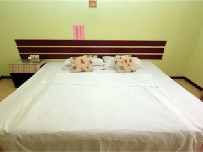 Qufu Yinshi Hotel