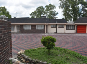 Monavale Hills Getaway
