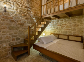 Rodia House