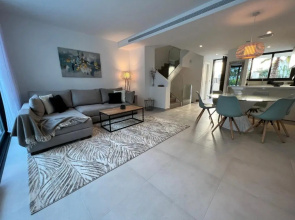 New 3 bed townhouse Estepona beachside