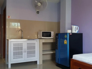 Patumnak Beach Guesthouse