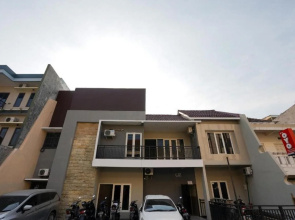 OYO 1541 Padang Pasir C-12 Residence