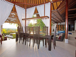 ZEN Premium Lovina Damai Hill Side