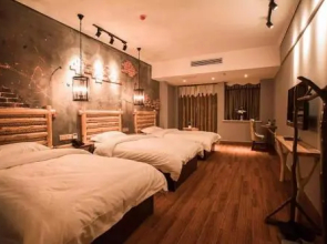 Zhangjiajie Interval Time Guest House