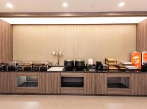 Hanting Hotel Zhengzhou Huanghe Road Metro Station