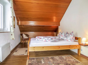 House Stefanie Starfach