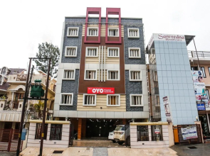OYO Flagship 111 Canal Road