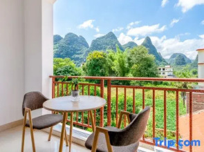 Wenhe Homestay (Yulong River Scenic Area)