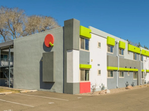 Nob Hill Apartments by Frontdesk