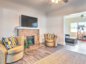 Near Family Fun! Centrally Located Indy Charmer