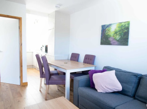 Newmarket Road Apartments (Peymans)