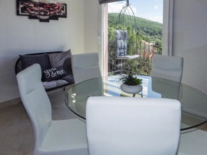 Stunning Apartment in Prizba With Wifi and 2 Bedrooms