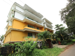 OYO 9872 Home Boutique 2BHK Fatrade Beach