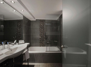 Отель Dolce Athens A tica Riviera