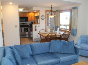 Two bedroom condo with Sports Center, Shuttle service Highridge I3