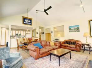 195 Summerwood 3 Bedroom Home by RedAwning