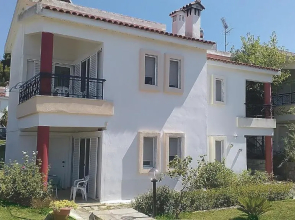 Cozy House In A Quiet Neighborhood Paliouri Region