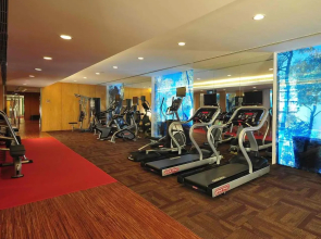 Holiday Inn Qingdao City Centre by IHG