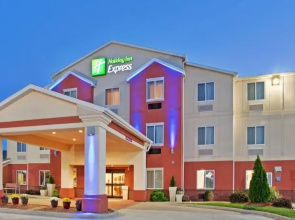 Holiday Inn Express Fulton