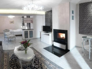 Hondos Classic Hotel & Spa